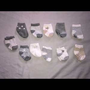 11 pairs of baby socks